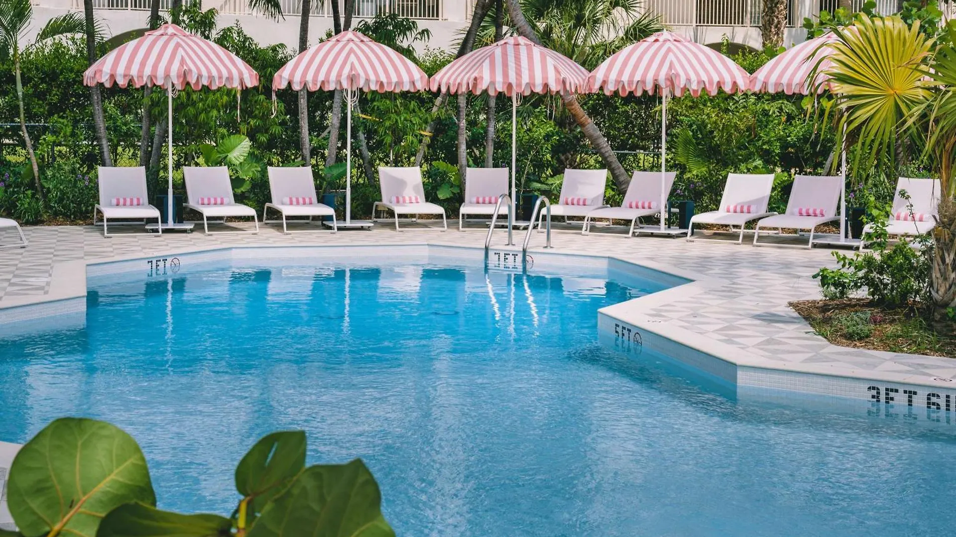 Hampton By Hilton Grand Cayman Seven Mile Beach 조지 타운