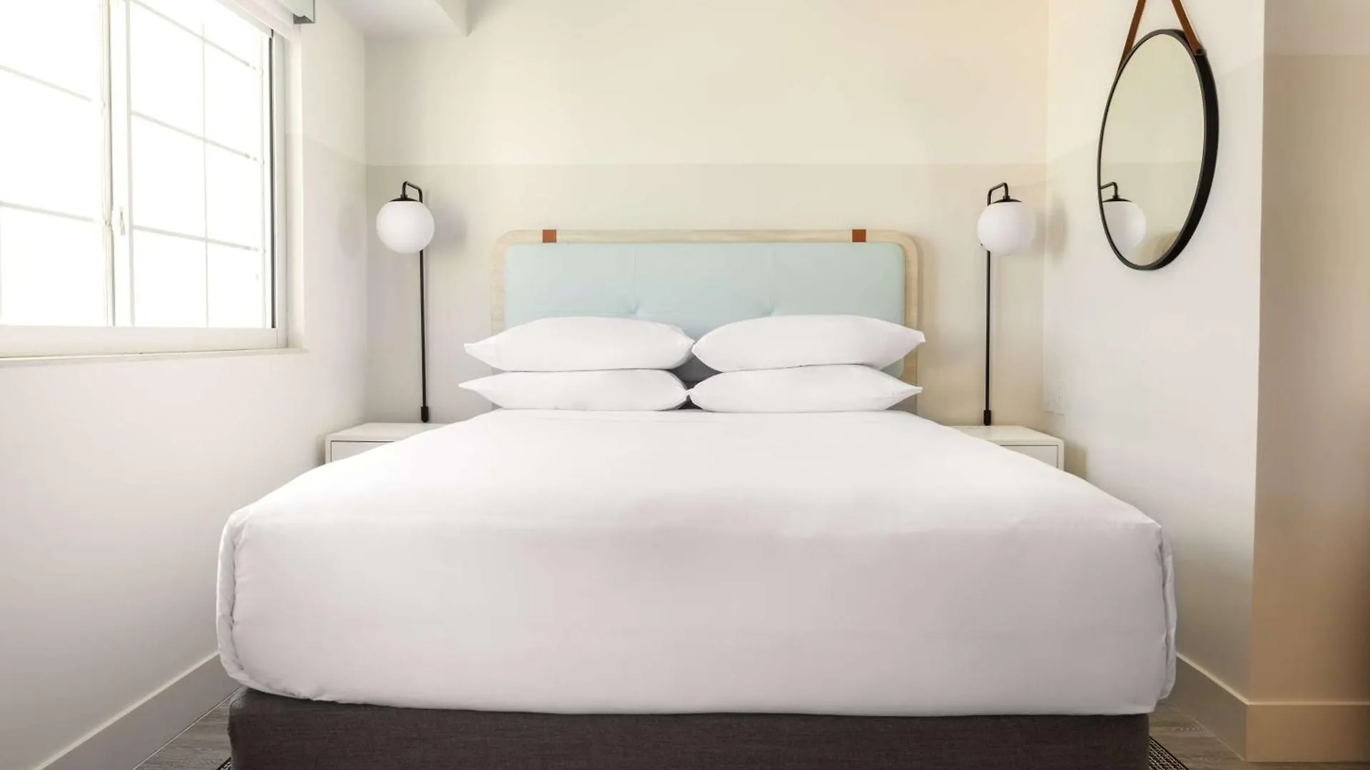 Hampton By Hilton Grand Cayman Seven Mile Beach George Town Resort