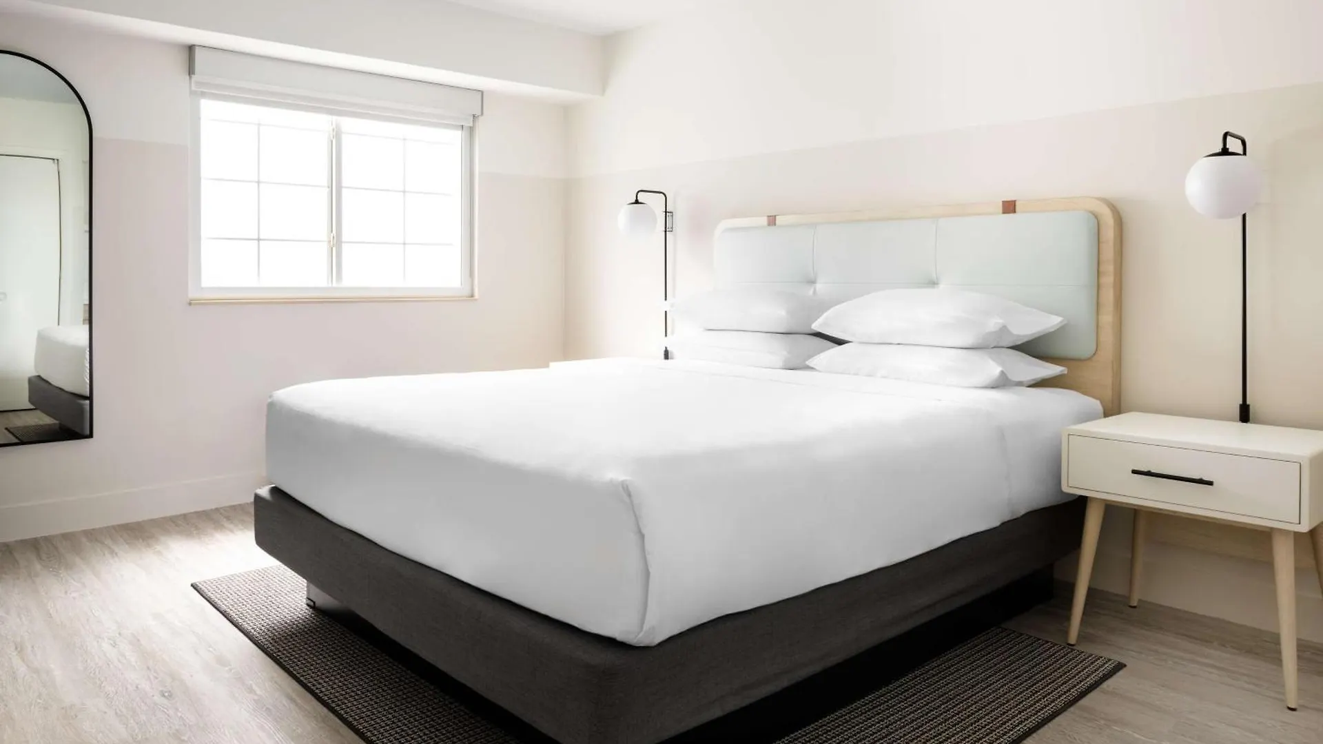 Hampton By Hilton Grand Cayman Seven Mile Beach George Town Cayman Islands