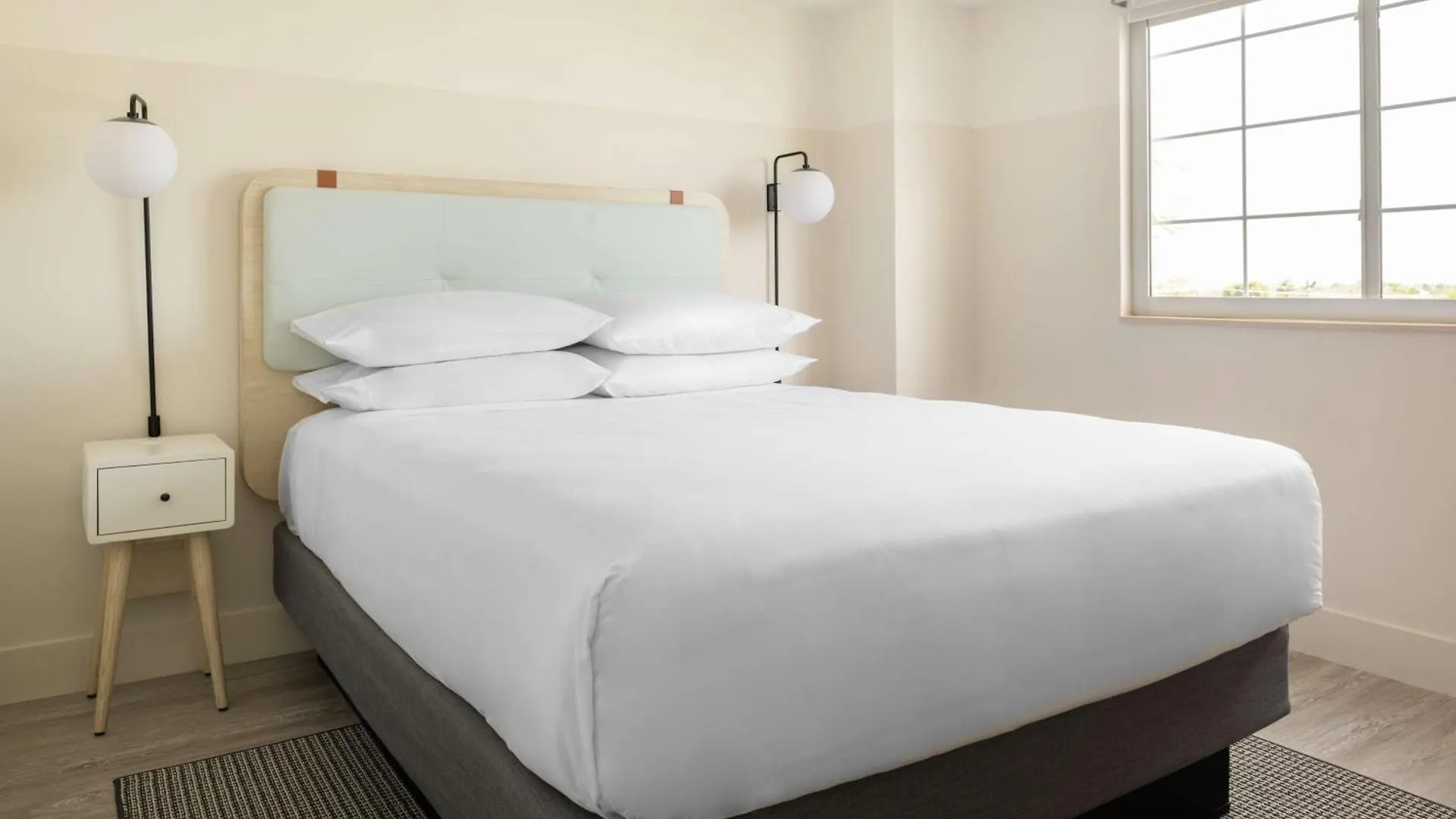 Hampton By Hilton Grand Cayman Seven Mile Beach George Town Resort