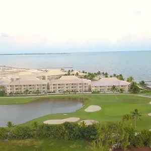 3* Resort The Grand Caymanian