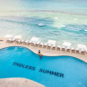4* Resort Grand Cayman Marriott