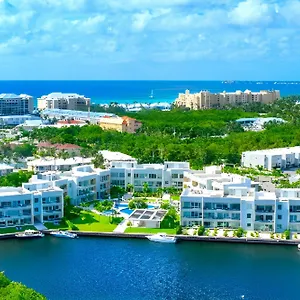  Villa Cayman Luxury At One Canal Point