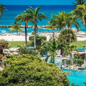 4* Hotel Margaritaville Grand Cayman
